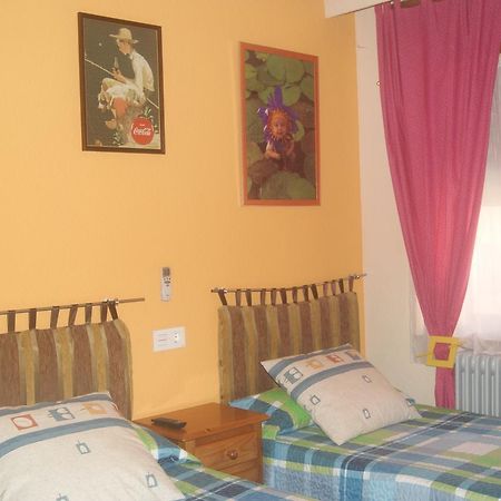 Pension Restaurante La Liebre Саламанка Экстерьер фото